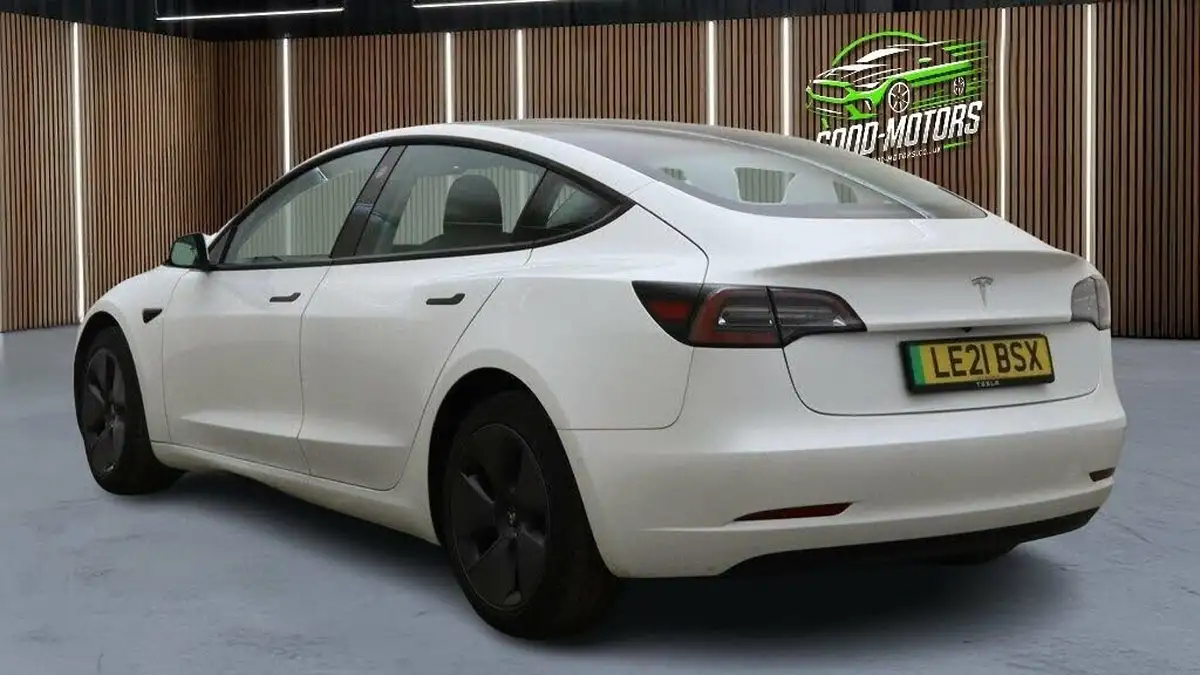 2021-tesla-model-3-e-standard-plus-big-5