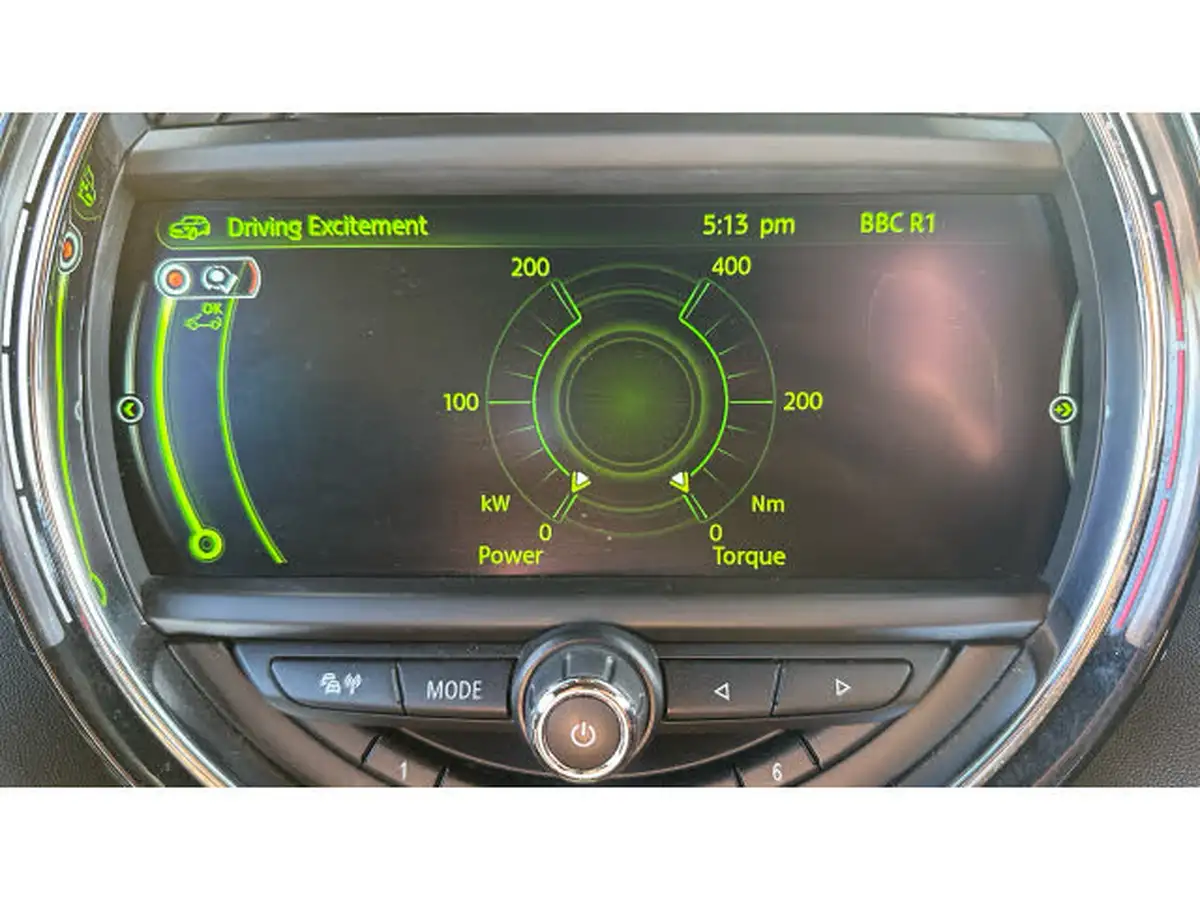 2018-mini-cooper-20-john-cooper-works-media-xlss-convertible-2d-auto-big-46
