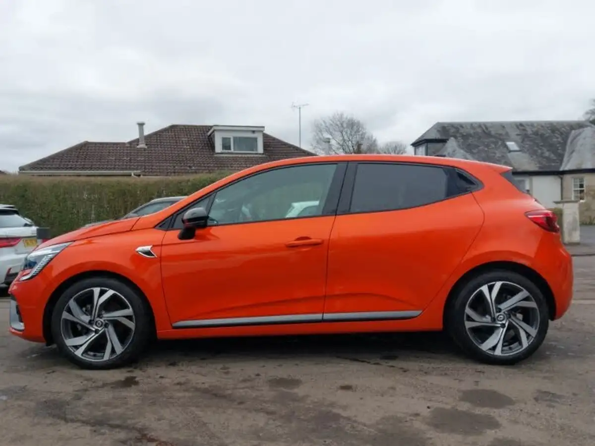 2022-renault-clio-16-rs-line-140ps-rs-line-e-tech-hybrid-big-3
