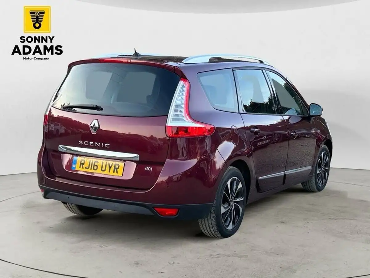 2016-renault-grand-scenic-15dci-dynamique-nav-energy-ss-bose-pack-big-3