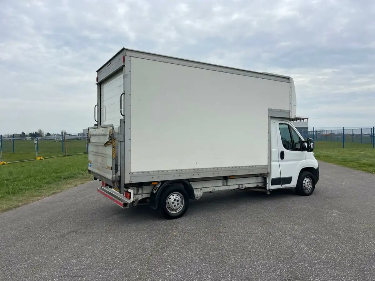 2015-citroen-relay-22td-35-l3-130-luton-big-14