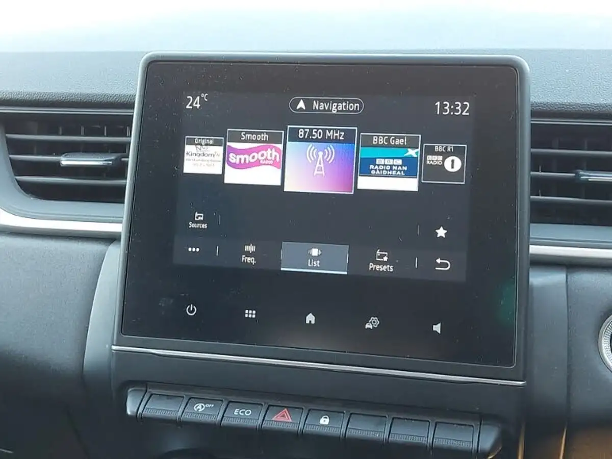 2022-renault-captur-13-tce-iconic-edition-big-13