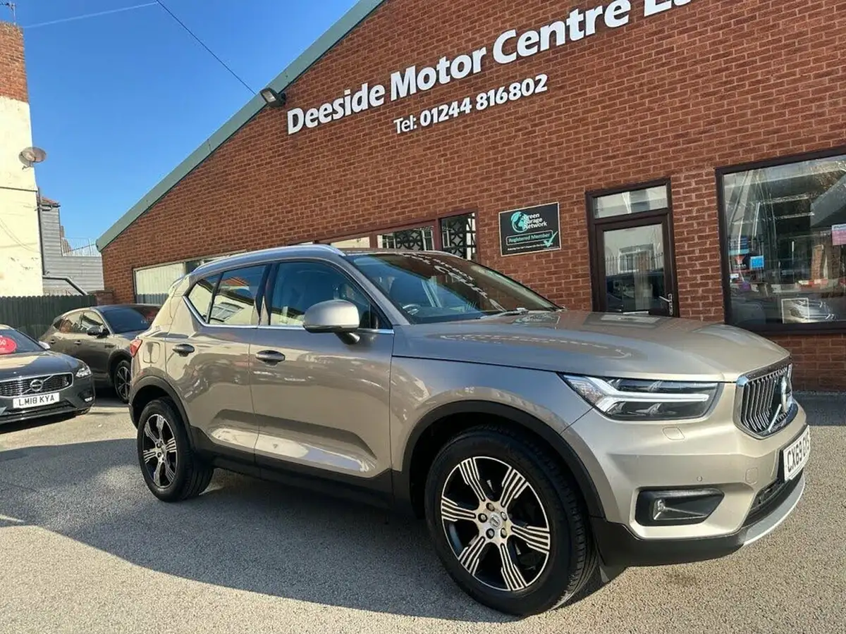 2019-volvo-xc40-20td-d3-inscription-geartronic-big-43