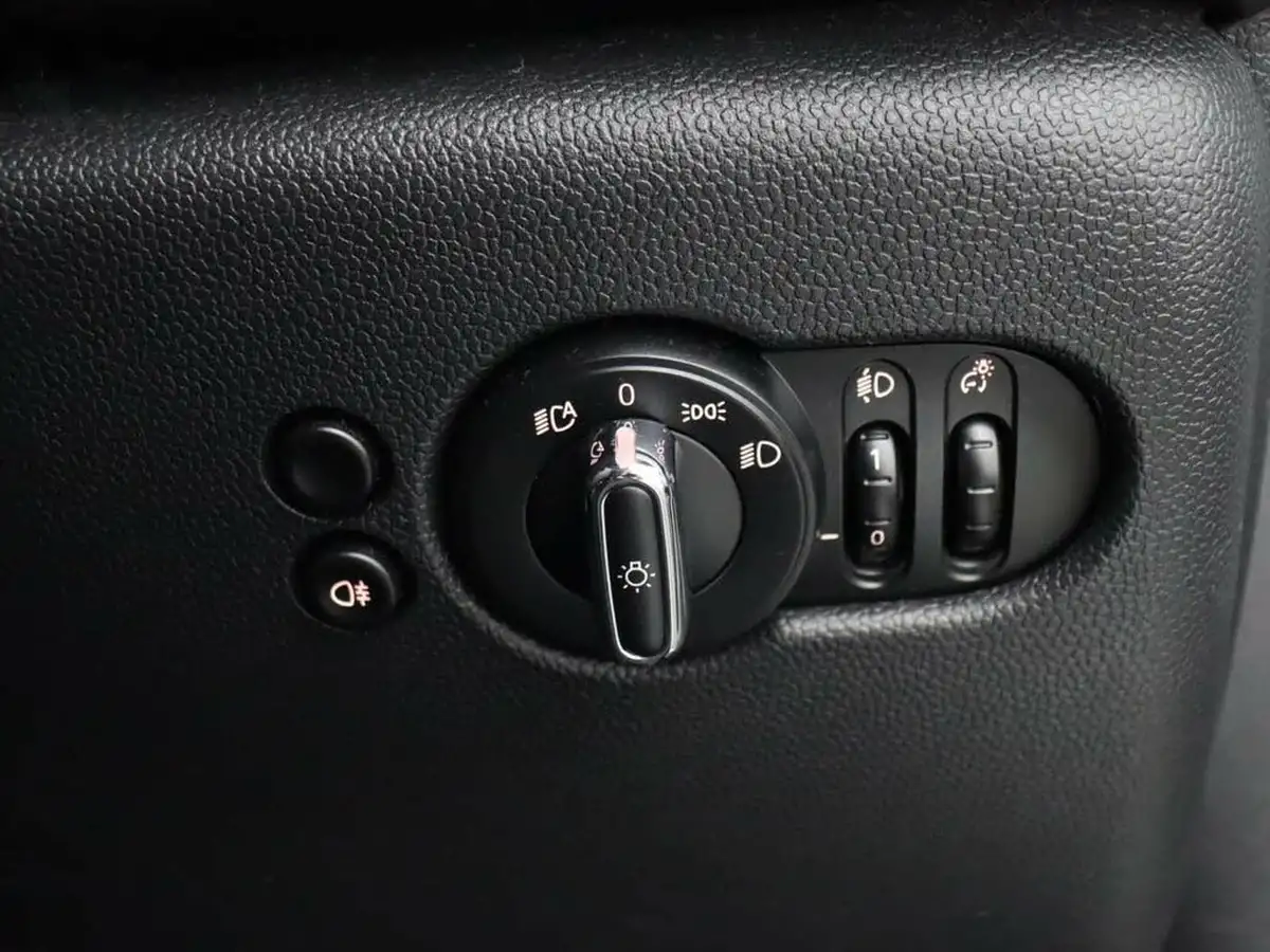 2021-mini-cooper-e-cooper-s-2-big-30