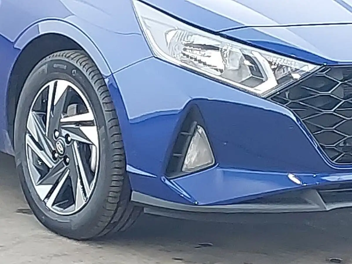 2022-hyundai-i20-10-t-gdi-se-connect-dct-big-8