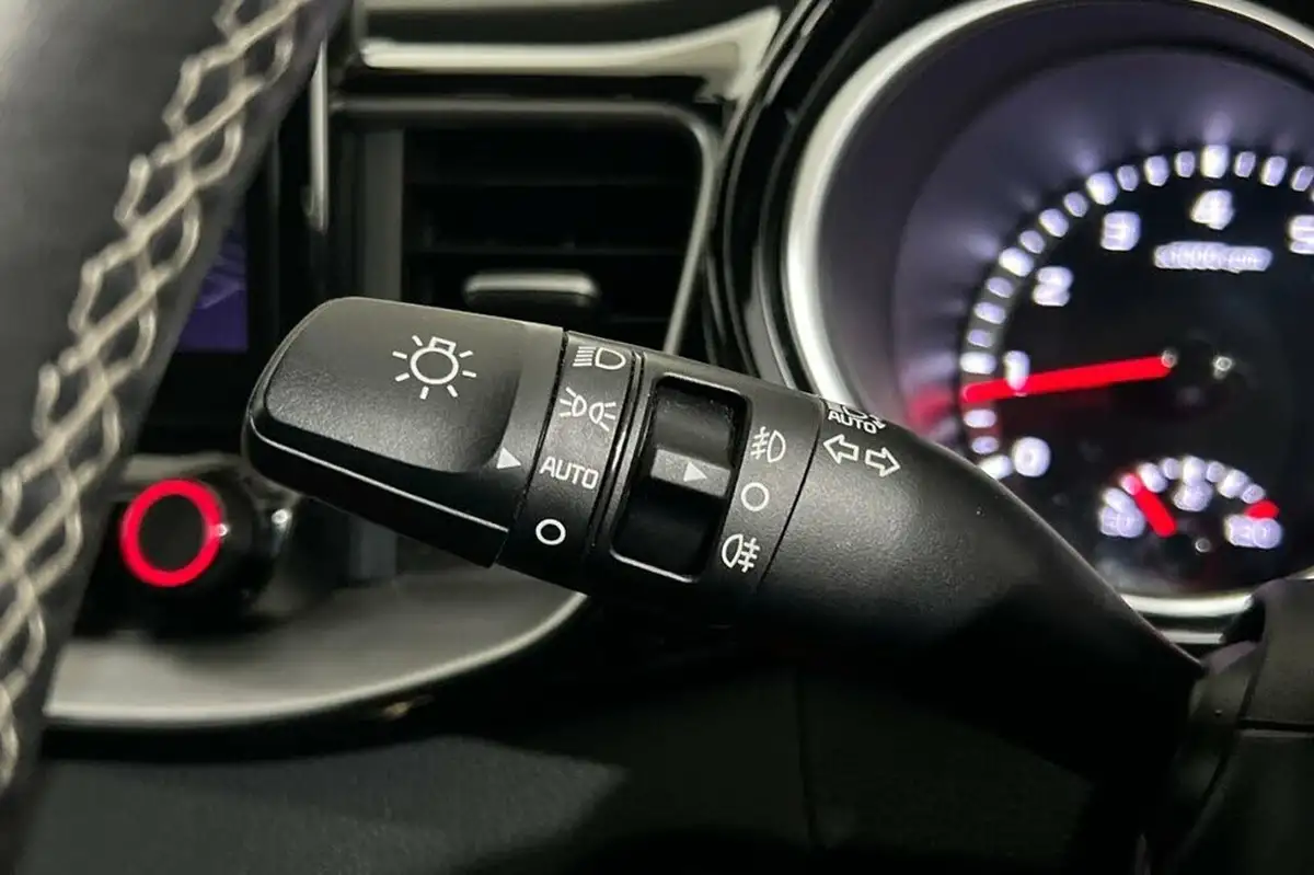 2022-kia-pro-ceed-15-t-gdi-gt-line-big-22