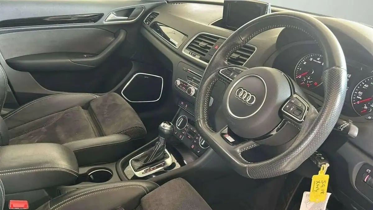 2018-audi-q3-20-tfsi-quattro-black-edition-big-33