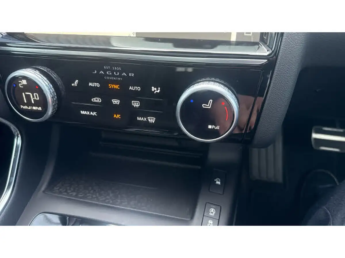 2024-jaguar-e-pace-20-d200-r-dynamic-se-black-big-27