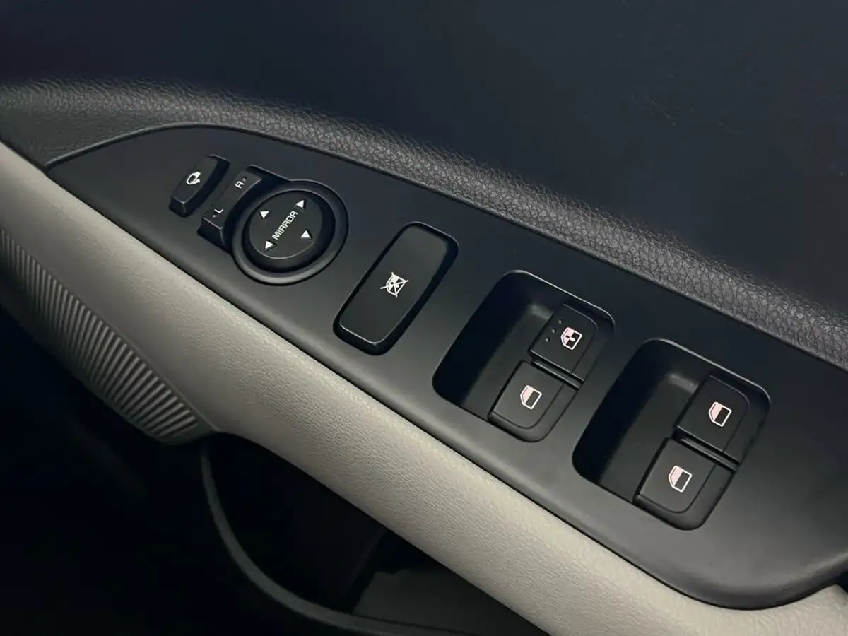 2020-kia-stonic-10-t-gdi-3-big-28