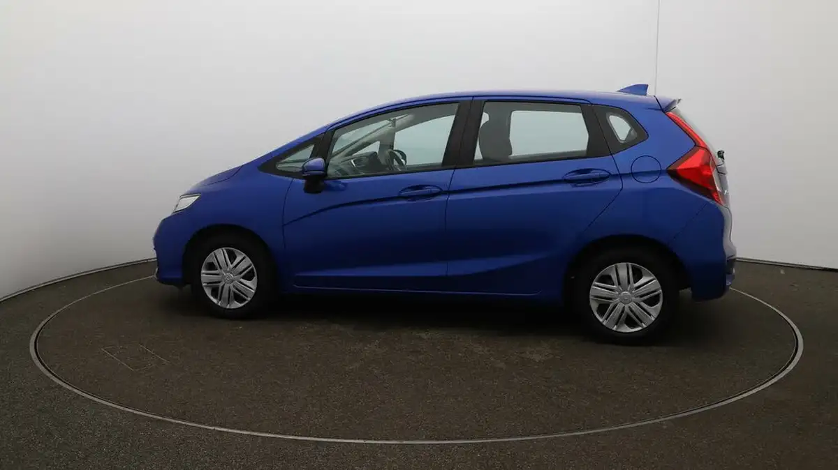 2018-honda-jazz-13-i-vtec-s-big-48