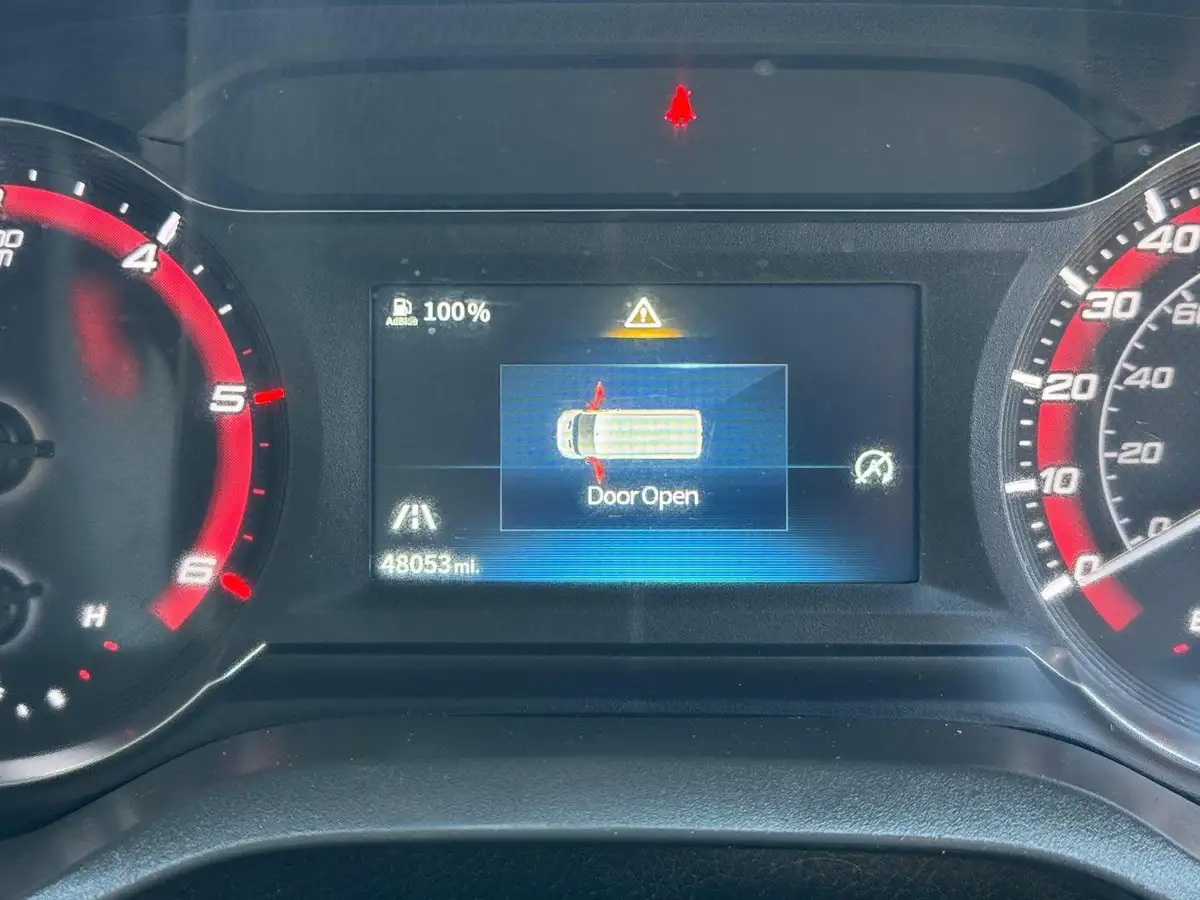 2022-maxus-deliver-9-20tdi-l3h2-big-10
