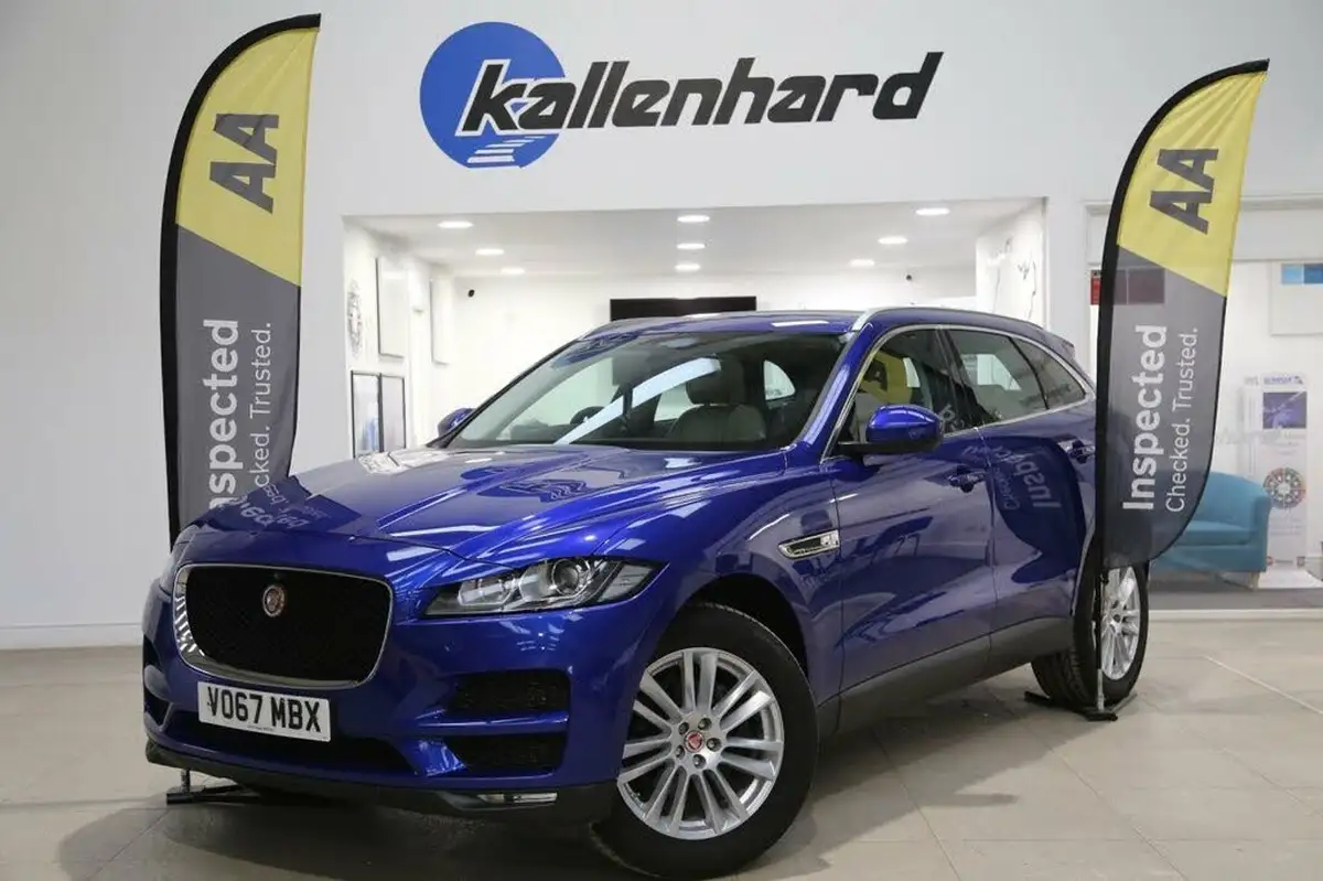 2017-jaguar-f-pace-20-i4d-portfolio-240ps-awd-ss-auto-big-0