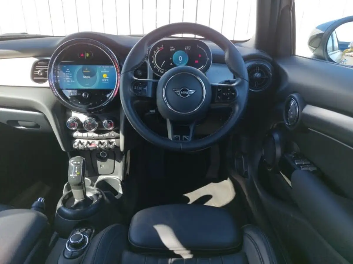 2023-mini-cooper-15-cooper-exclusive-premium-auto-hatchback-5d-auto-big-4
