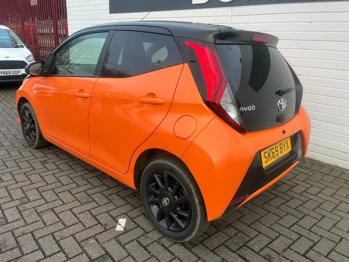 2019-toyota-aygo-10-vvt-i-x-cite-big-8