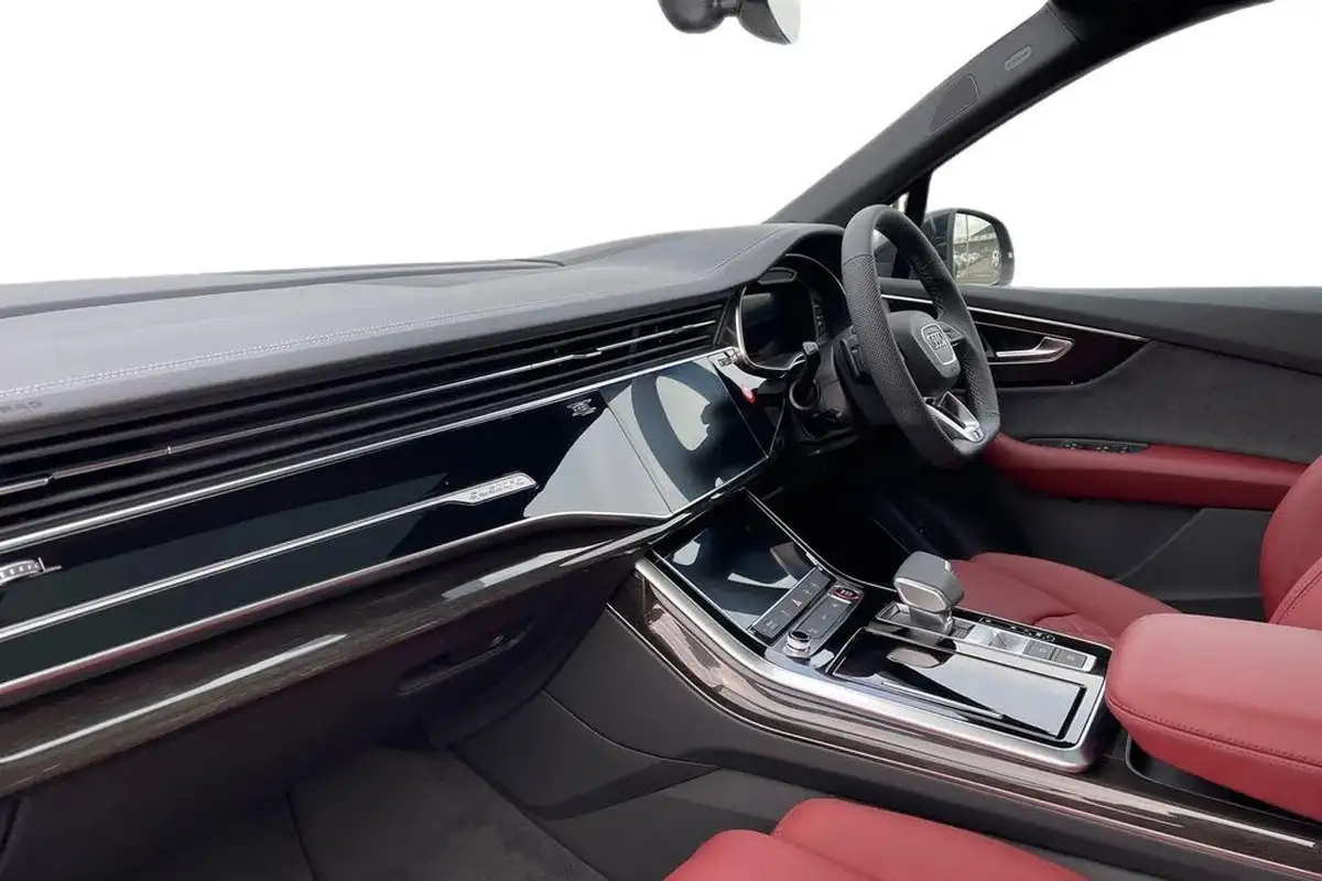 2025-audi-sq7-40-tfsi-black-edition-big-13