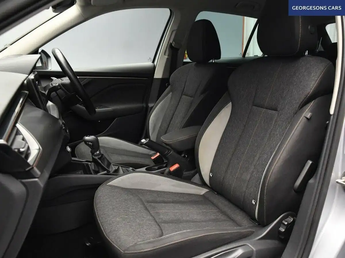 2021-skoda-kamiq-10-tsi-se-l-109ps-dsg-big-13