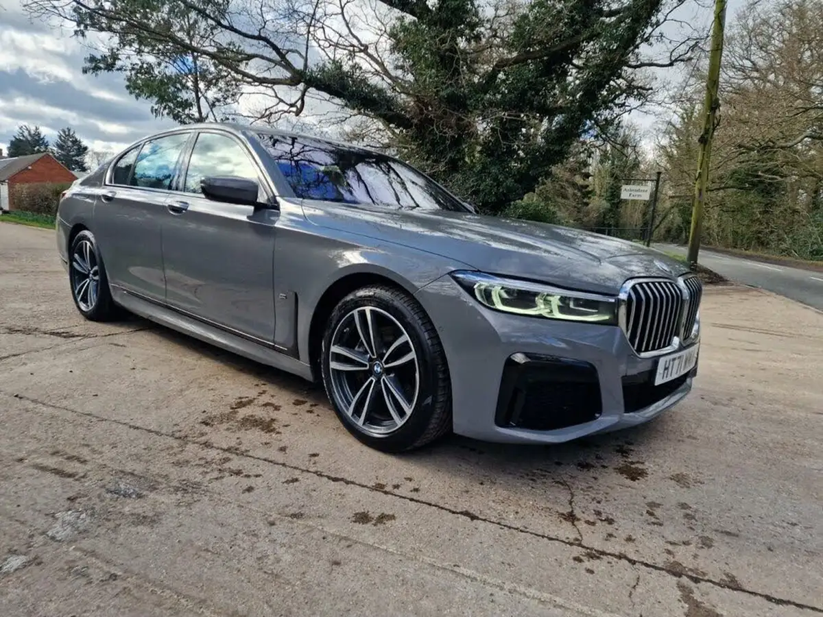 2022-bmw-7-series-30td-730d-m-sport-big-17