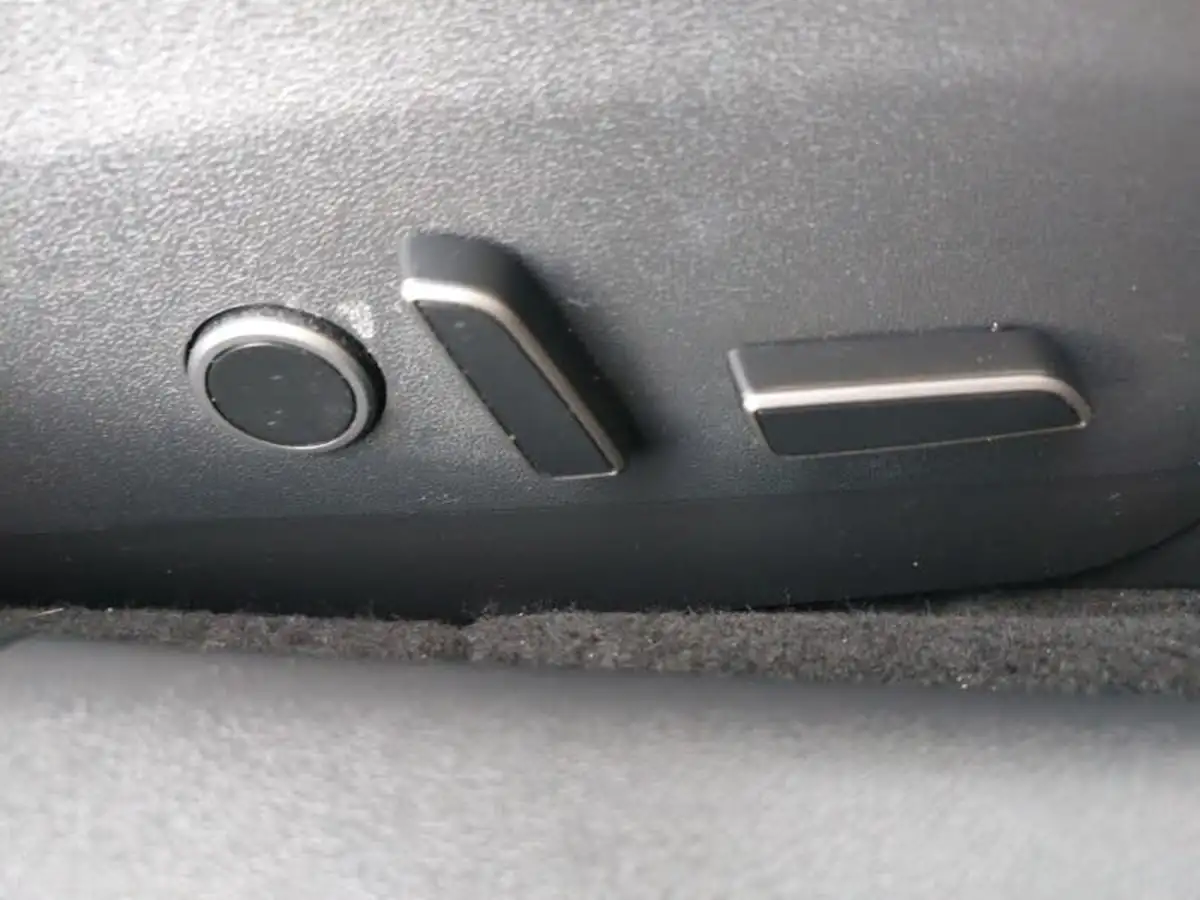 2021-tesla-model-3-e-standard-plus-big-17