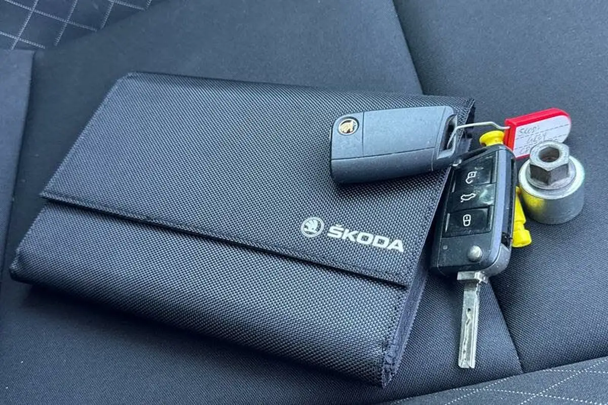 2019-skoda-karoq-10-tsi-se-big-21