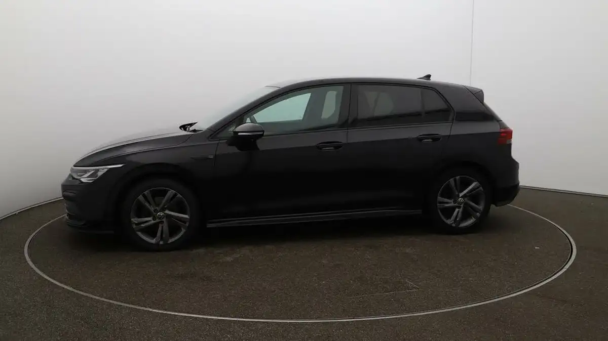 2022-volkswagen-golf-15-tsi-r-line-130ps-hatchback-big-4