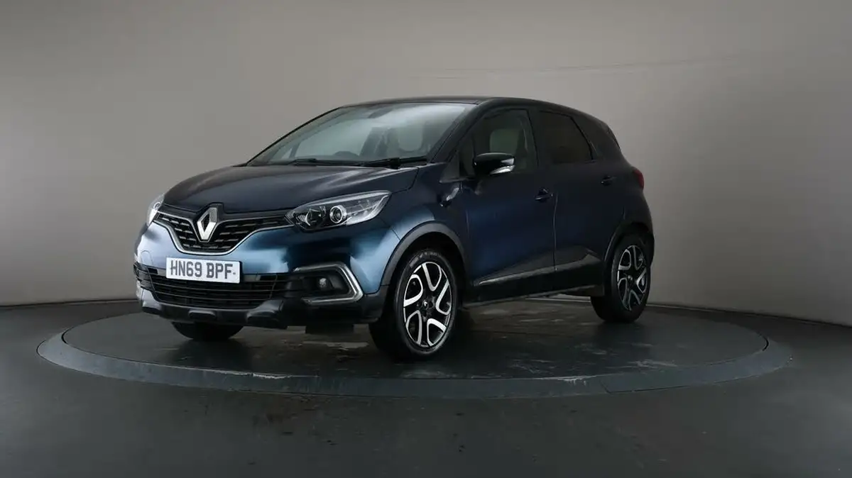 2019-renault-captur-09-tce-iconic-big-35