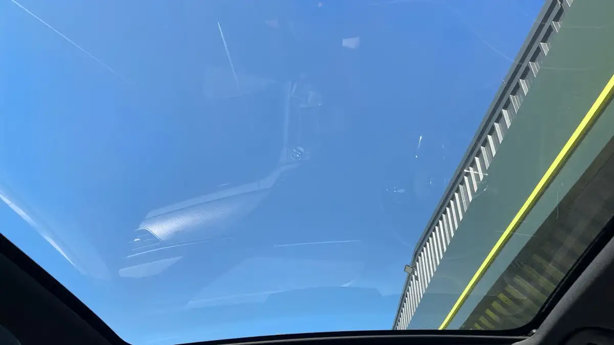 2022-skoda-kamiq-10-tsi-monte-carlo-109ps-big-20