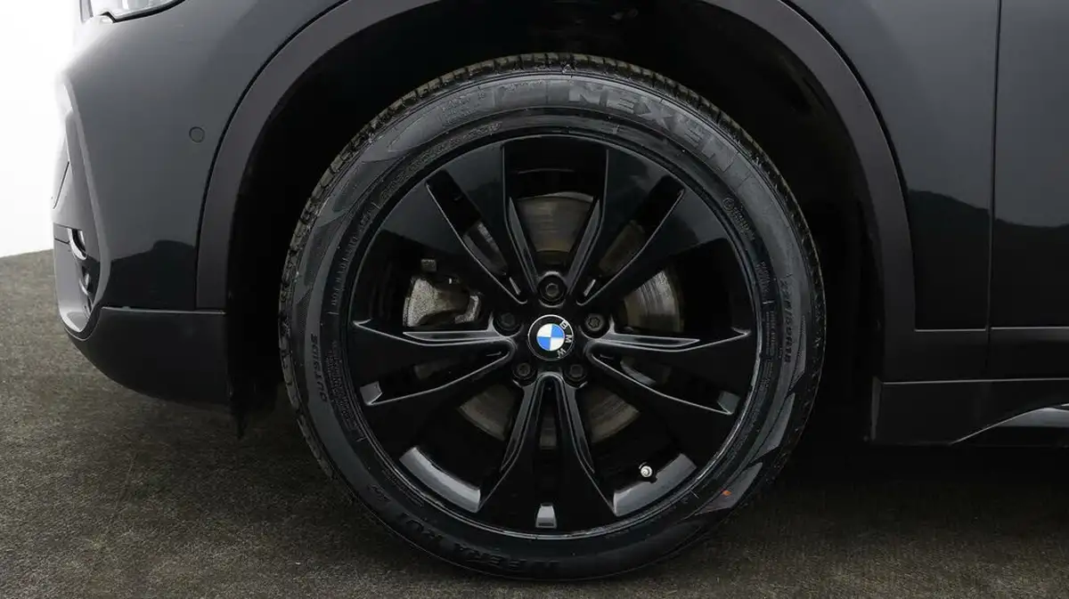 2021-bmw-x1-15-xdrive-25e-phev-sport-big-17
