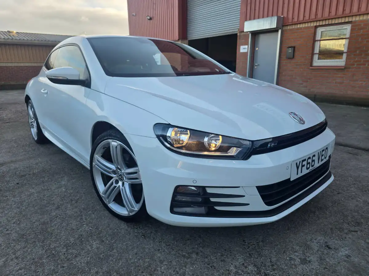 2016-volkswagen-scirocco-20tdi-r-line-150ps-big-7