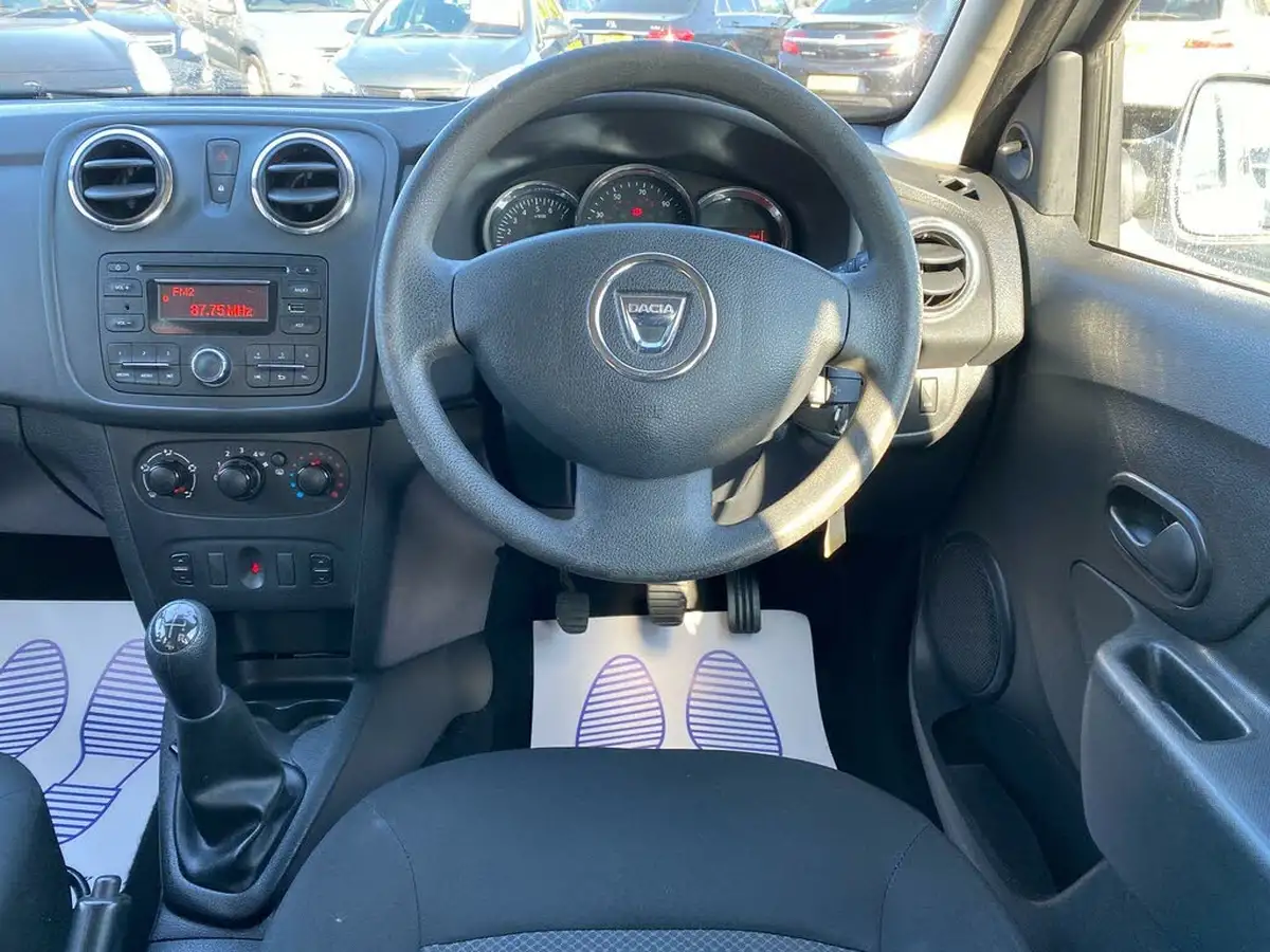 2016-dacia-sandero-15dci-ambiance-big-28