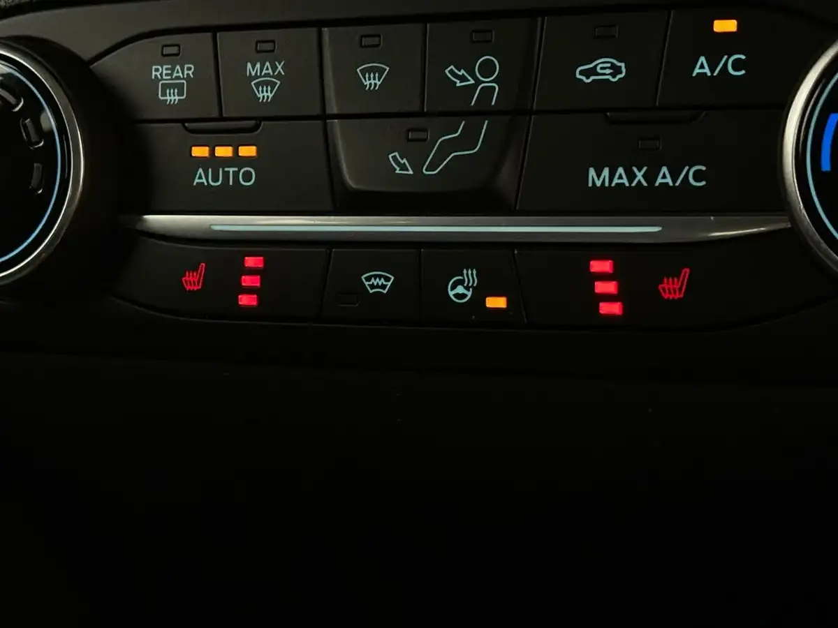2018-ford-fiesta-10t-titanium-100ps-5d-big-20