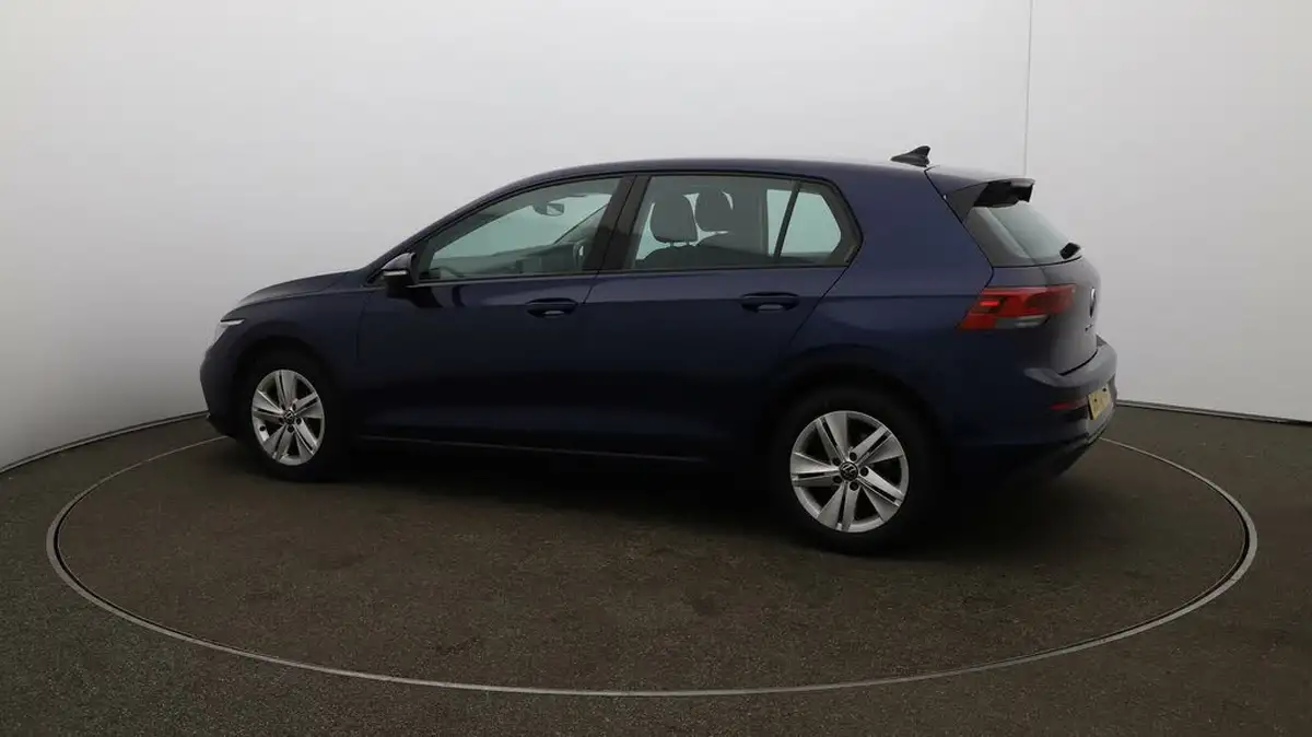 2022-volkswagen-golf-15-tsi-life-150ps-hatchback-big-39