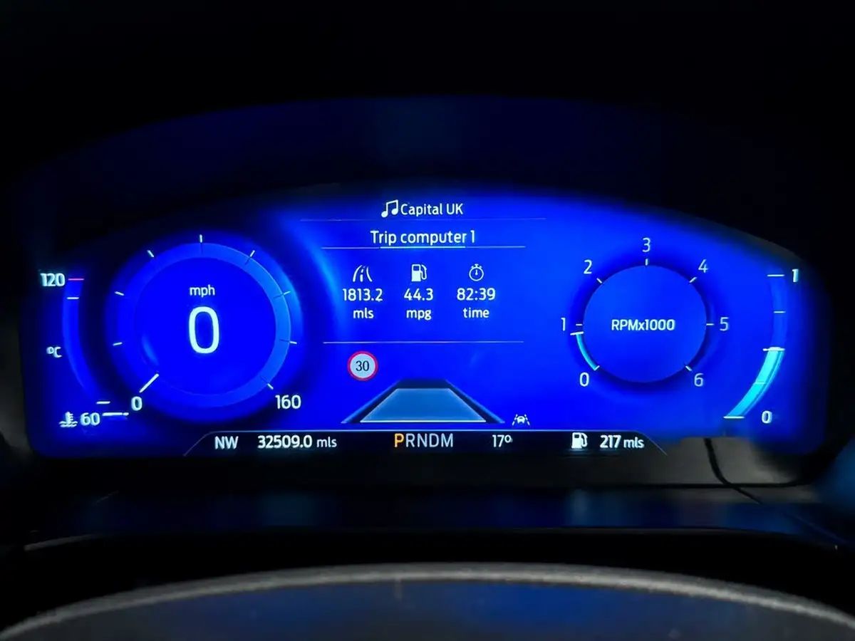 2021-ford-kuga-20-st-line-x-edition-190ps-awd-auto-big-30