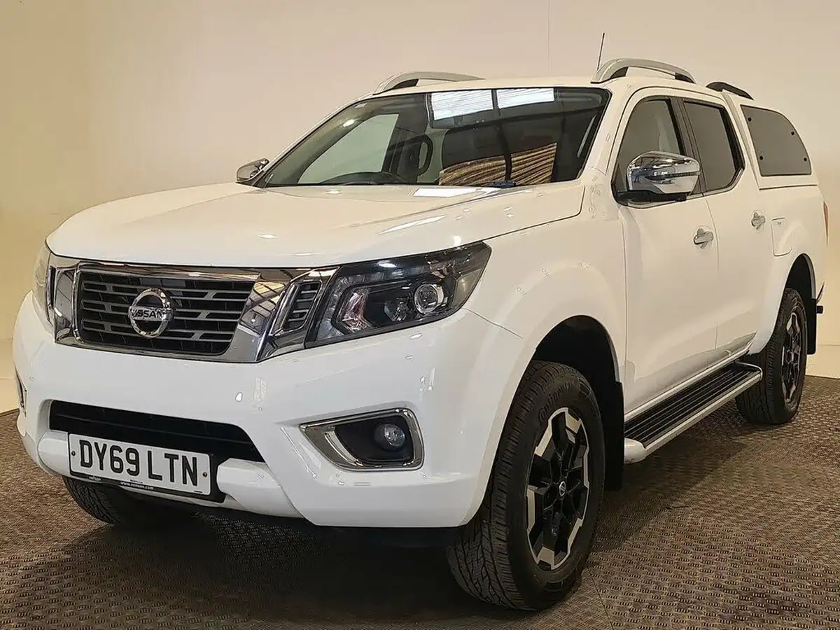 2019-nissan-navara-23dci-tt-tekna-8-navileather-auto-big-8