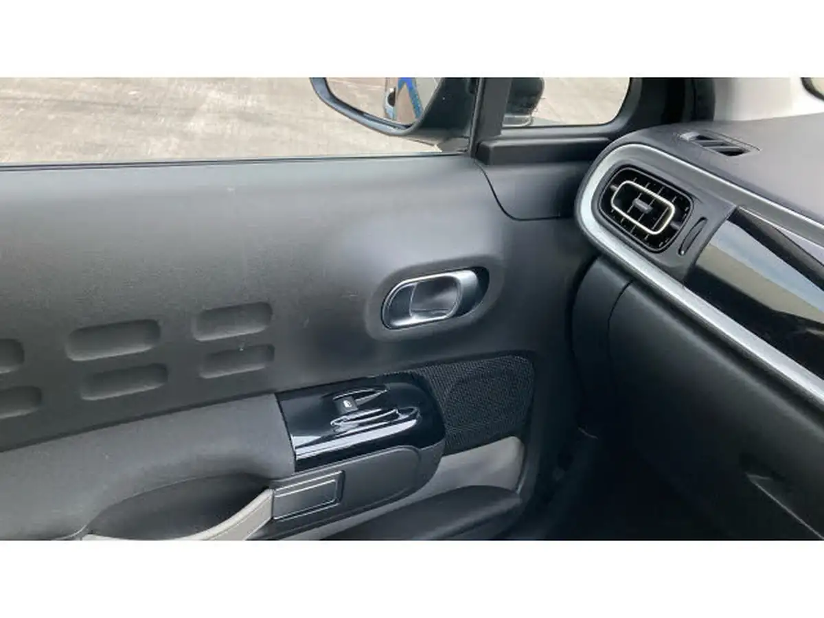 2020-citroen-c3-12-puretech-flair-82ps-big-24