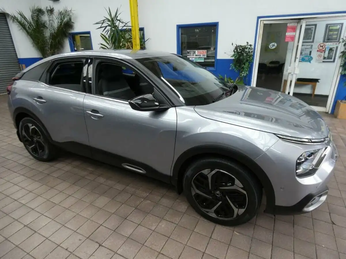 2021-citroen-c4-15bluehdi-shine-130ps-eat8-big-46