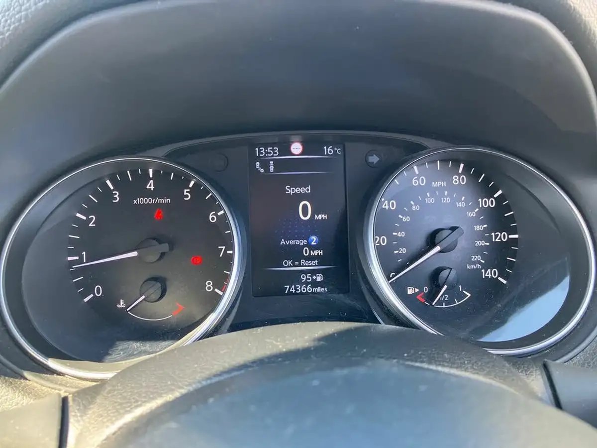 2018-nissan-qashqai-12-dig-t-tekna-big-13