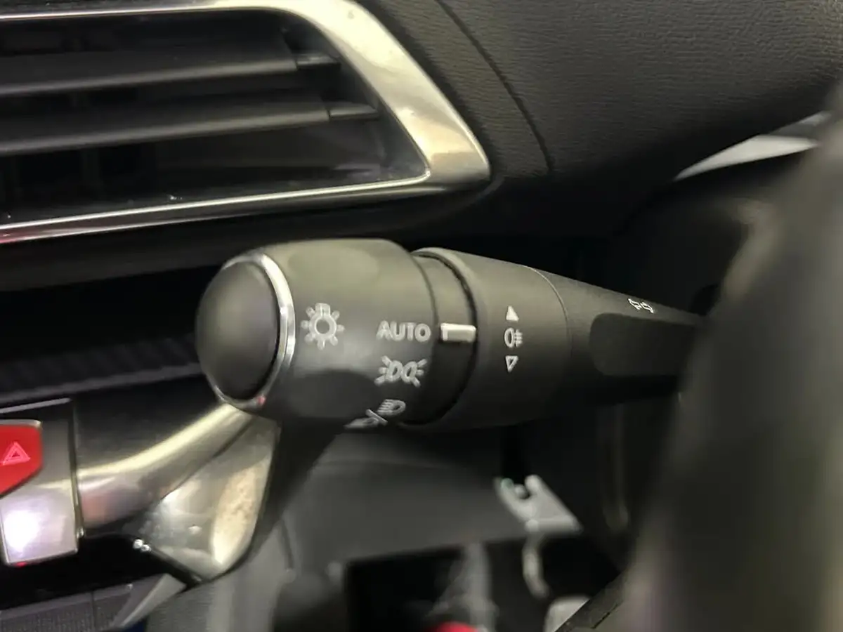 2021-peugeot-3008-suv-15-bluehdi-allure-big-31