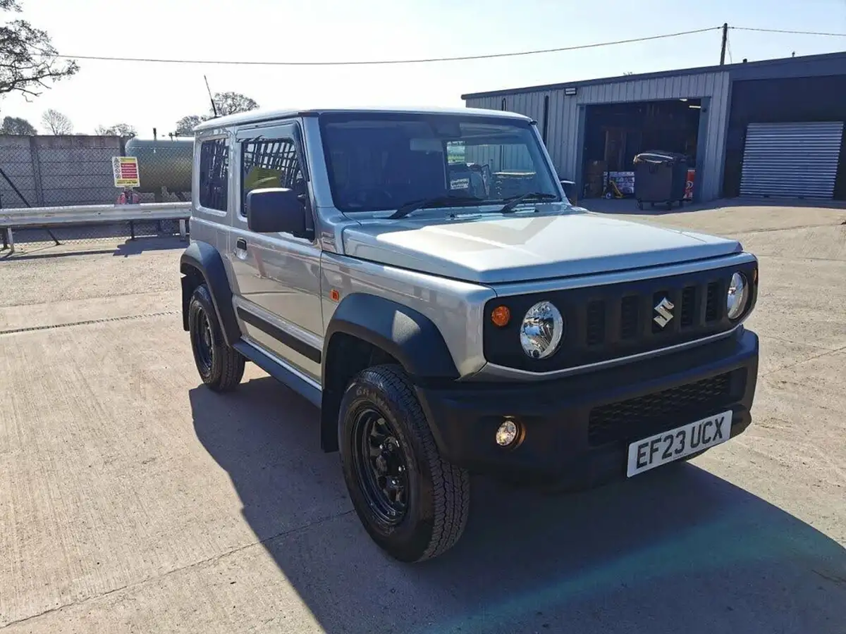 2023-suzuki-jimny-15-light-commercial-allgrip-big-3