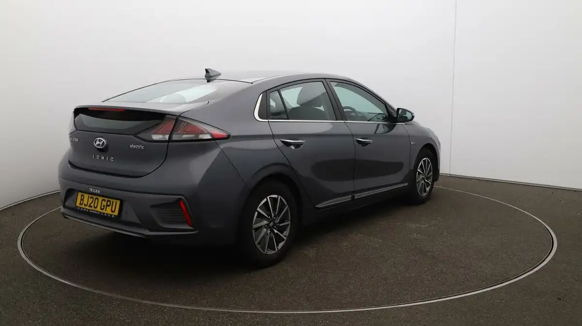 2020-hyundai-ioniq-e-premium-electric-100kw-big-45