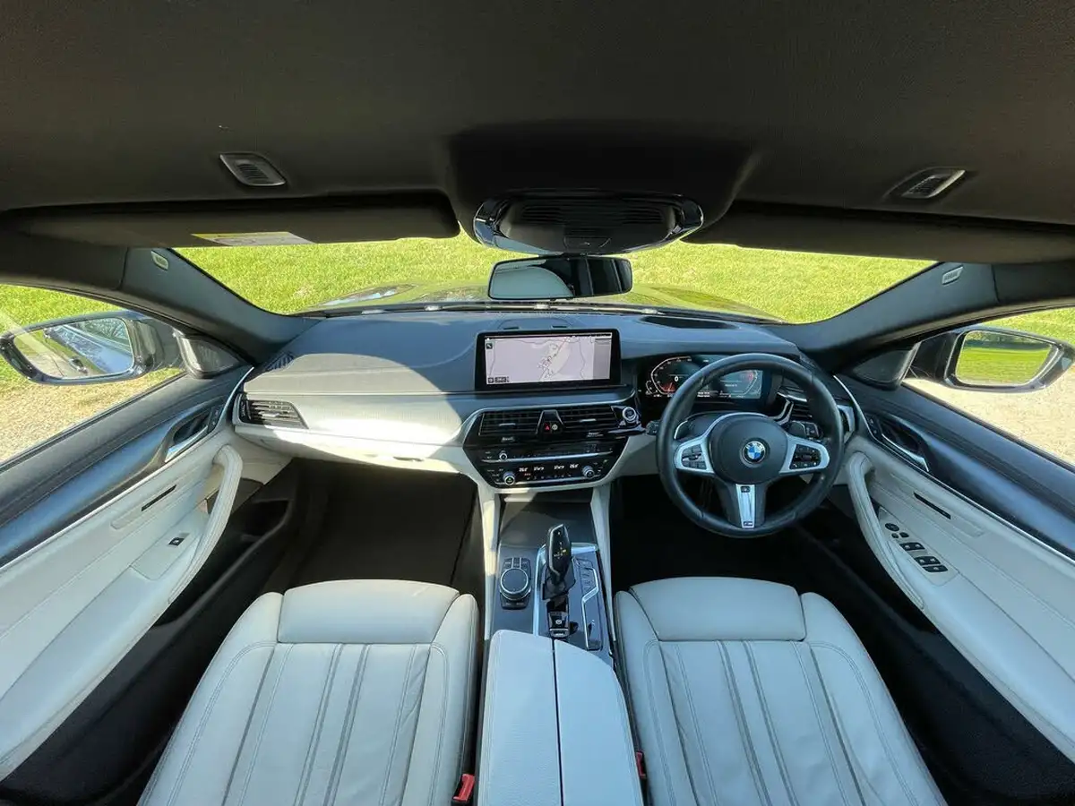 2020-bmw-5-series-20td-520d-m-sport-187bhp-mht-touring-5d-big-2