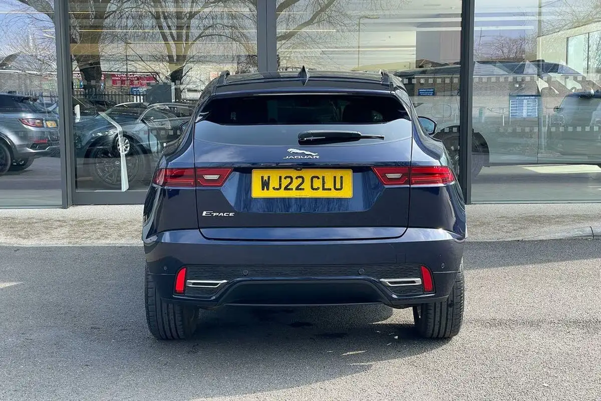 2022-jaguar-e-pace-20-d200-r-dynamic-se-big-7