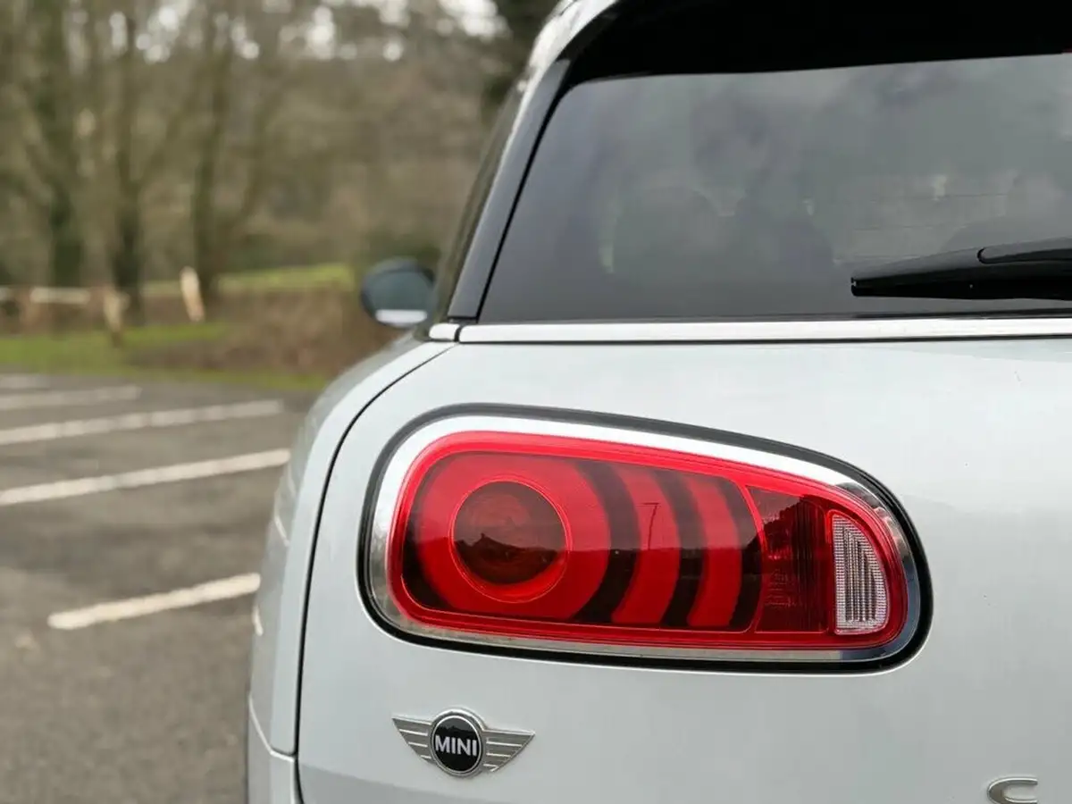 2018-mini-clubman-15-cooper-ss-big-36