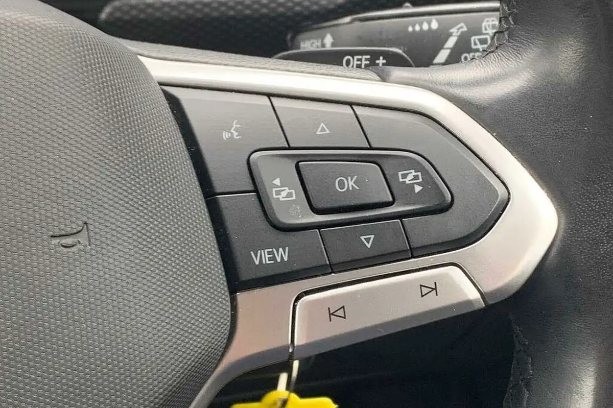 2022-volkswagen-t-cross-10-tsi-se-110ps-dsg-big-14