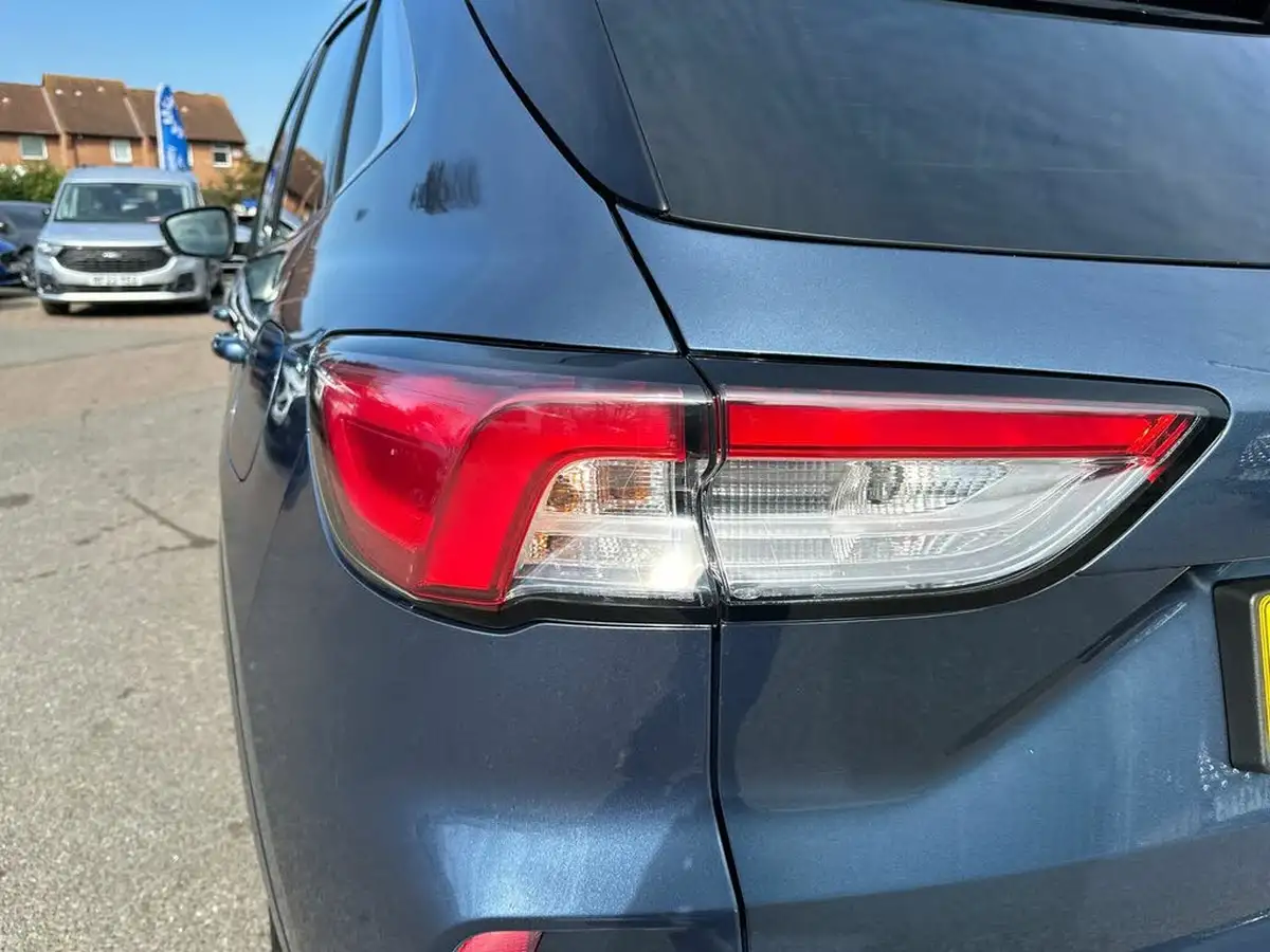 2023-ford-kuga-25t-vignale-190ps-fhev-big-32