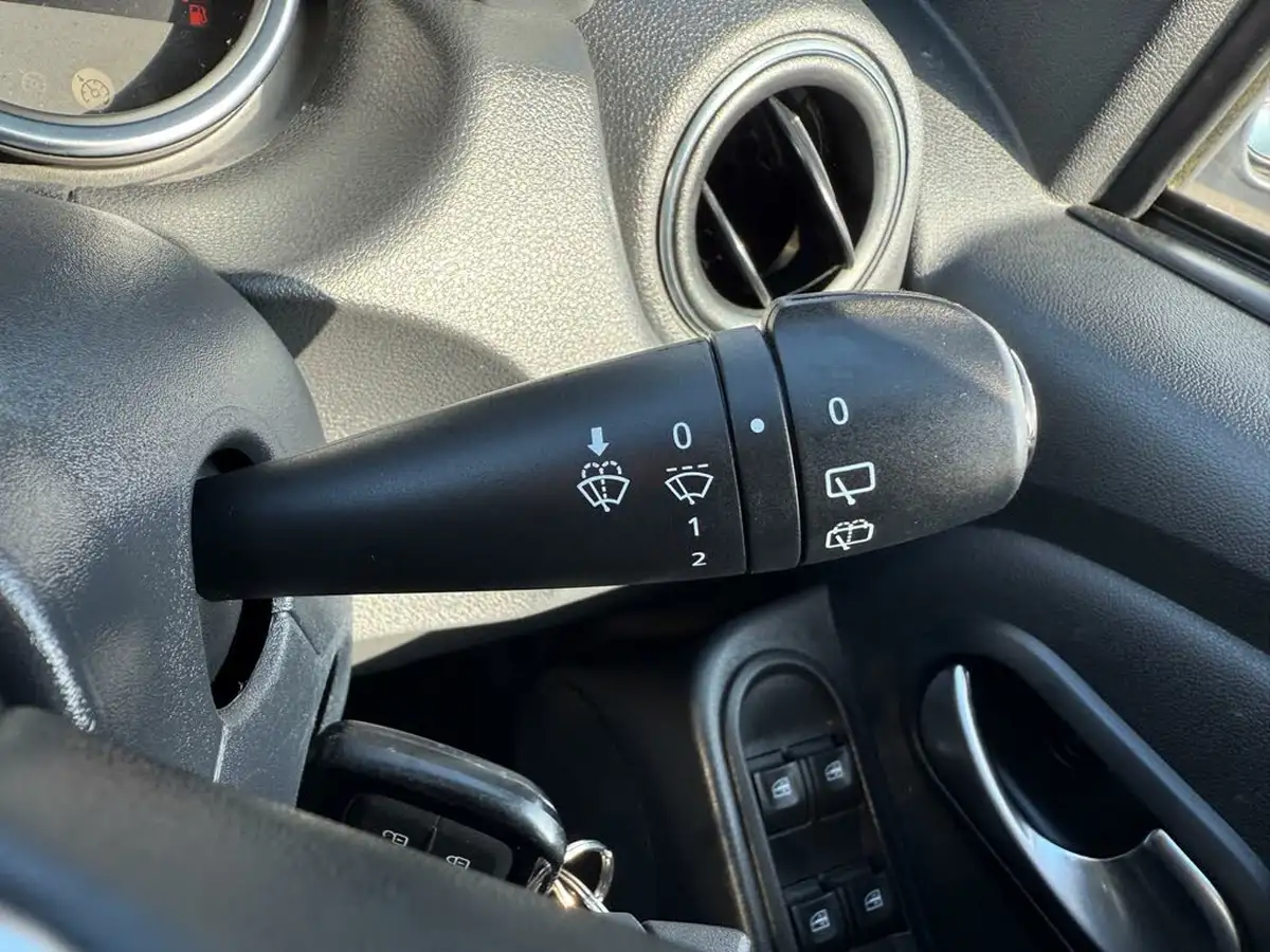 2018-dacia-duster-12-tce-nav-4x4-big-29