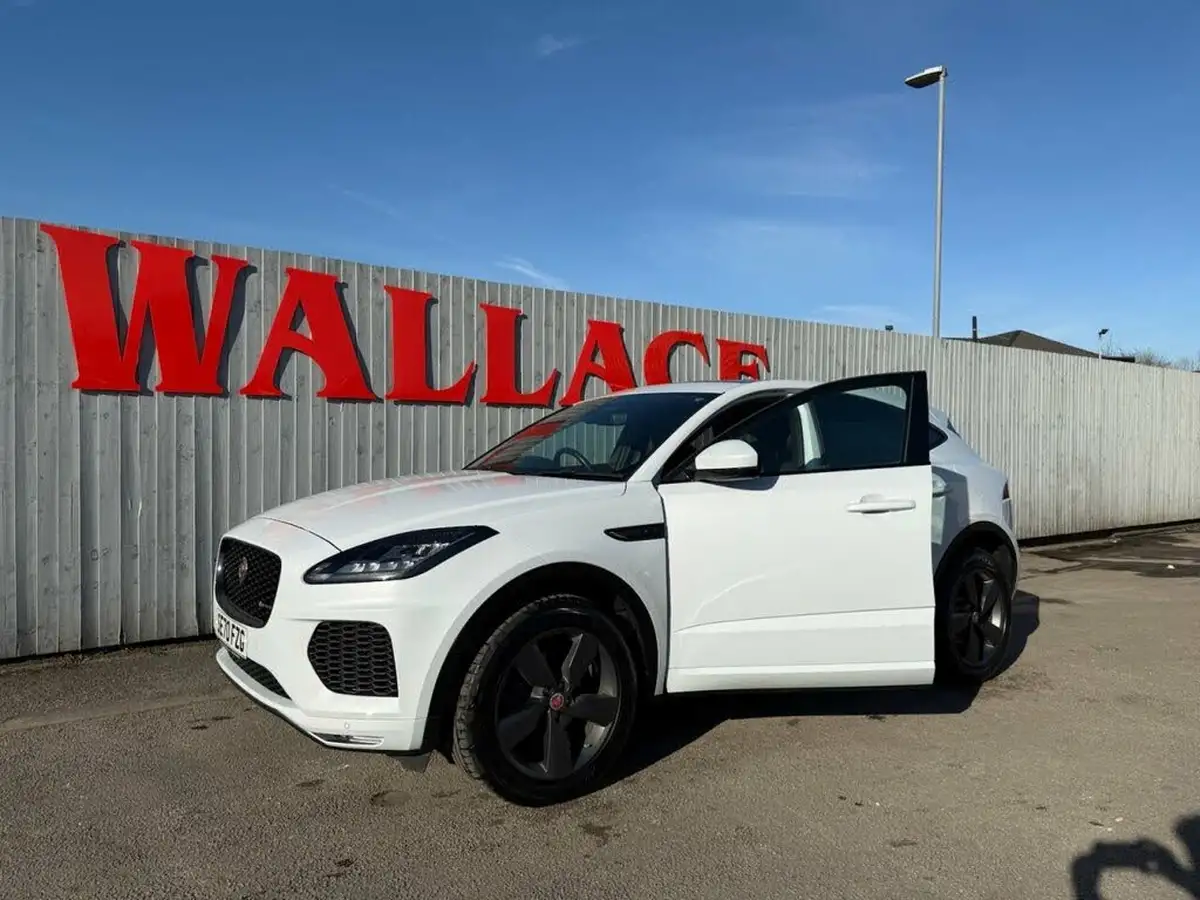 2020-jaguar-e-pace-20-i4d-chequered-flag-180ps-big-17