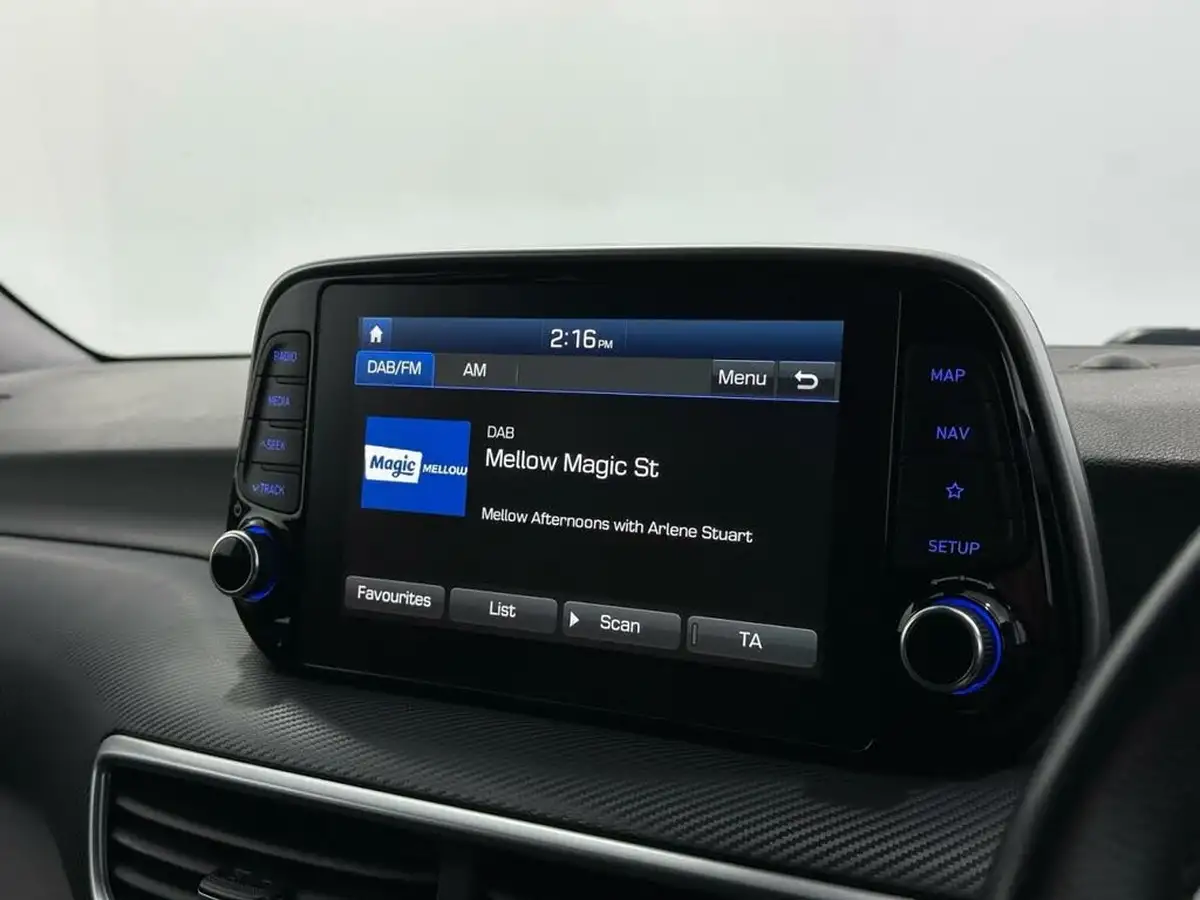 2018-hyundai-tucson-16-gdi-se-nav-big-21