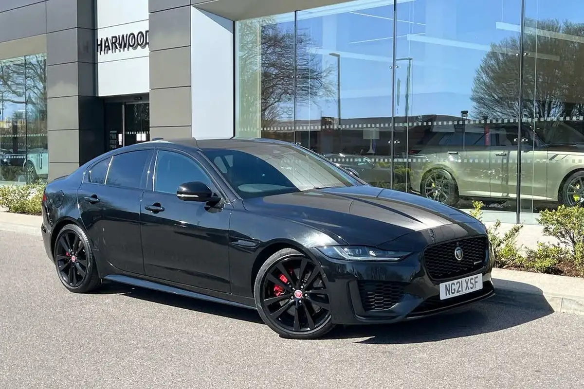 2021-jaguar-xe-20-p250-r-dynamic-black-big-0