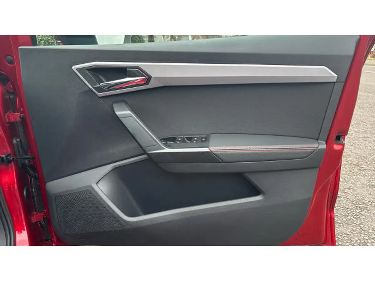 2019-seat-arona-10-tsi-fr-ss-big-18