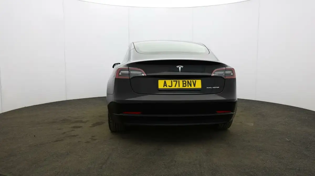 2021-tesla-model-3-e-long-range-awd-big-56